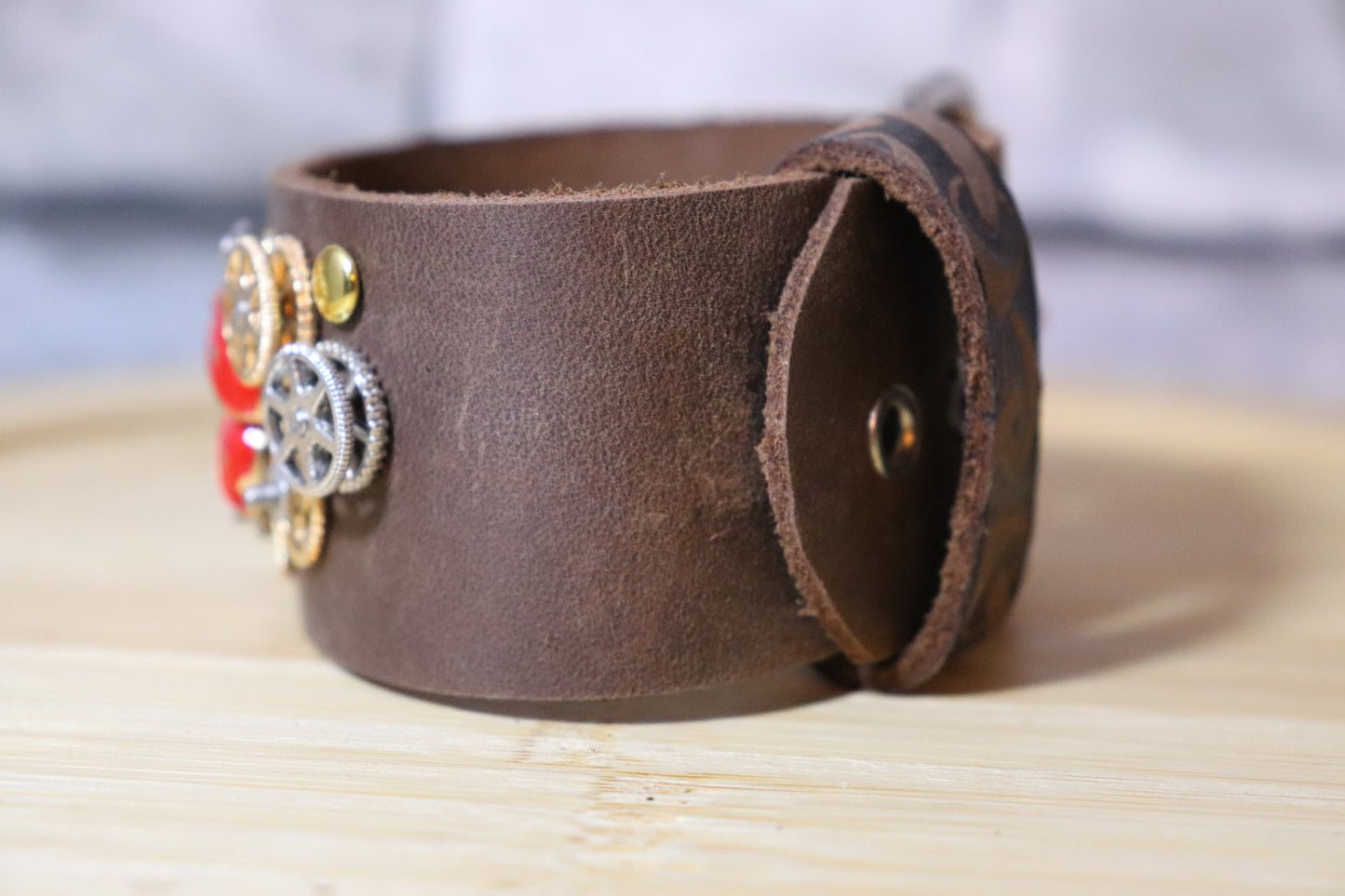 The Magic Mushroom Machine, Mushroom and Gears Arm Belt, Leather Mushroom Bracelet, Mycologist Leather Arm Band, Classy Leather Bracelet